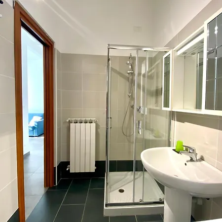 Moderni Sulla Pista Ciclabile 公寓 *