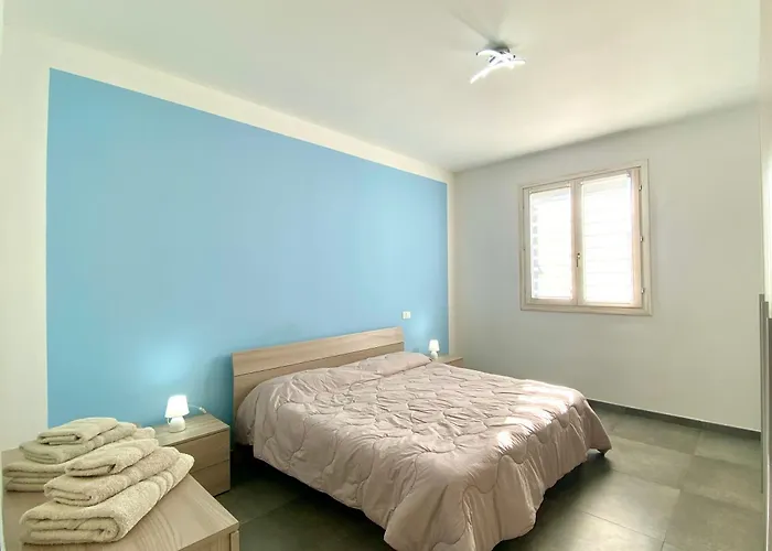 Moderni Sulla Pista Ciclabile *