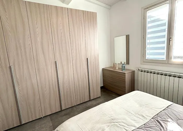 Moderni Sulla Pista Ciclabile Lejlighed